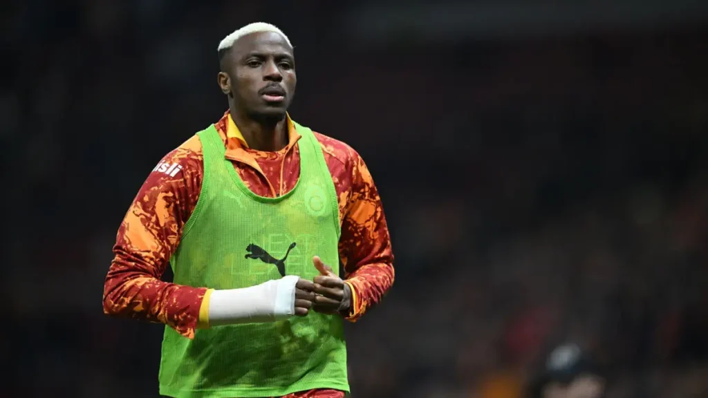Victor Osimhen akan bermain melawan Fenerbahce di derby Istanbul!