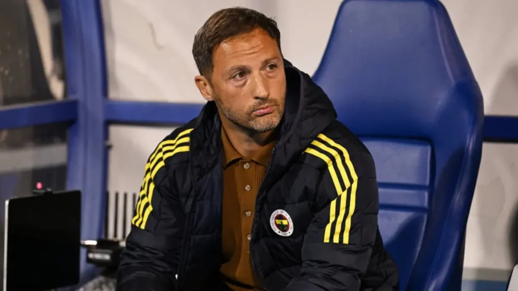 Fenerbahçe: Domenico Tedesco dipecat setelah kegagalannya melawan Galatasaray