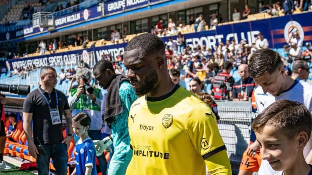 Penghargaan UNFP: Hillel Konaté dinominasikan sebagai penjaga gawang terbaik di Ligue 2 Prancis